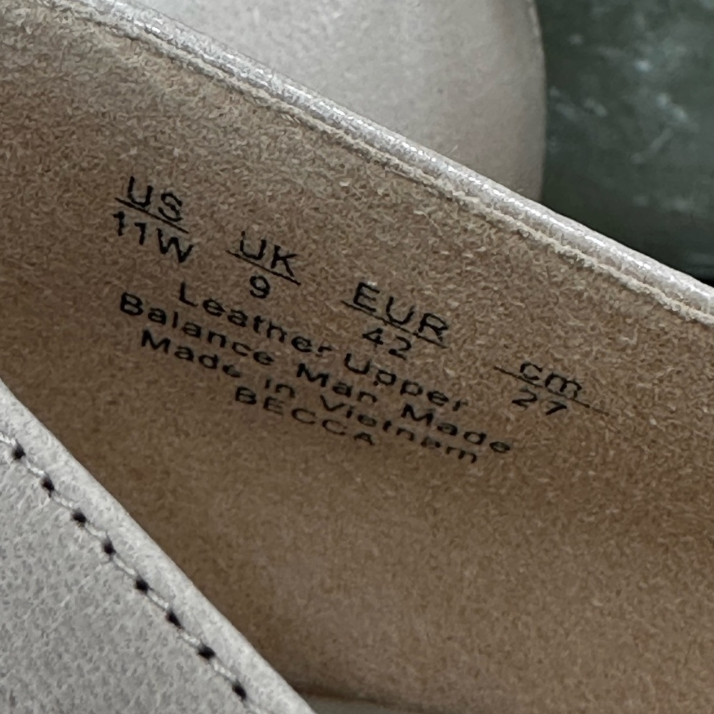 Naturalizer Womens Becca Pointed Toe Low Heel Flats Warm Fawn Tan Leather Sz 11W - Picture 10 of 11
